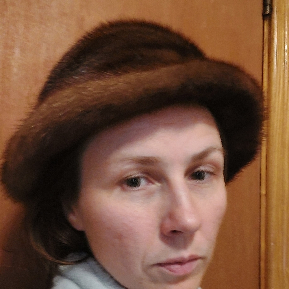 Vintage Dolores mink hat